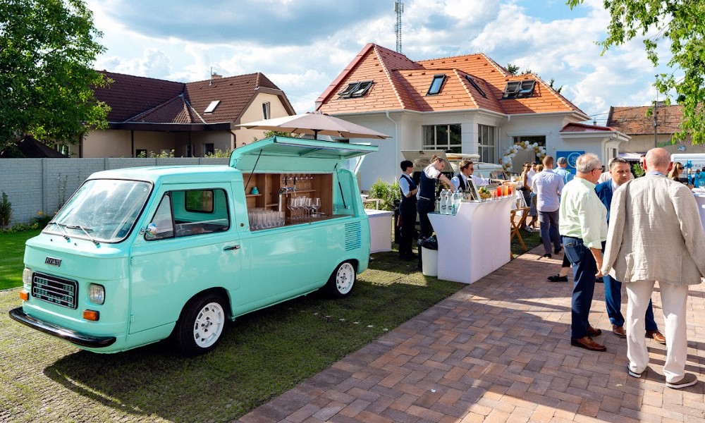 mobil koktélbár bárhol az országban